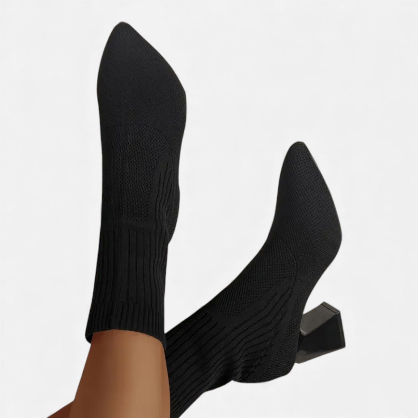 Eston House | Women’s Knitted Winter Point-Toe Boots