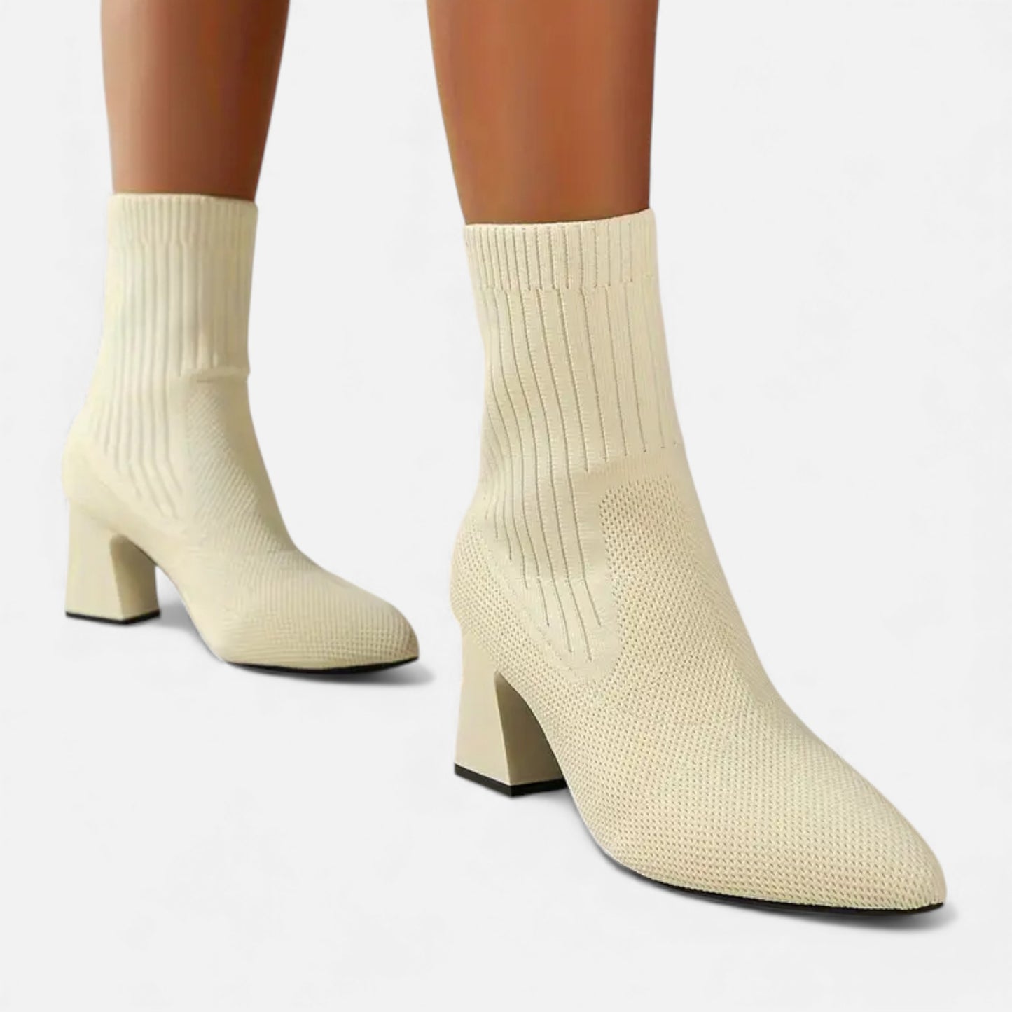 Eston House | Women’s Knitted Winter Point-Toe Boots