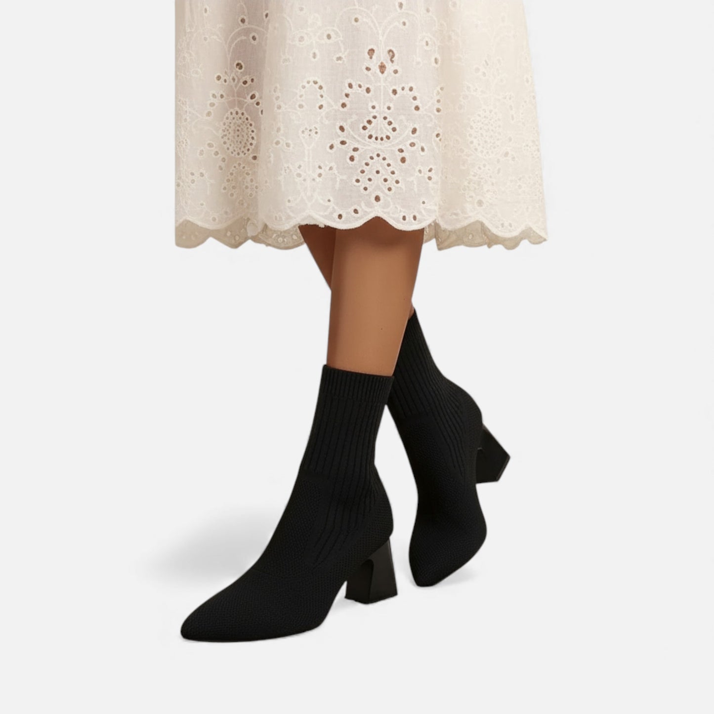 Eston House | Women’s Knitted Winter Point-Toe Boots