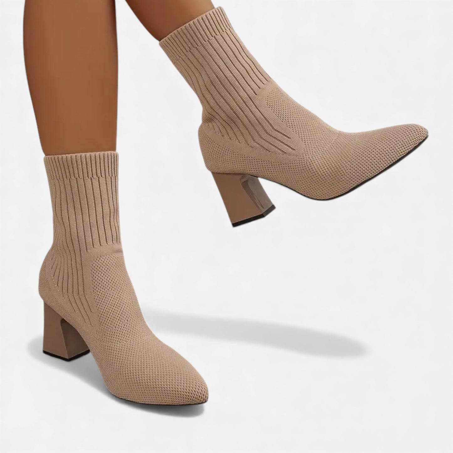 Eston House | Women’s Knitted Winter Point-Toe Boots